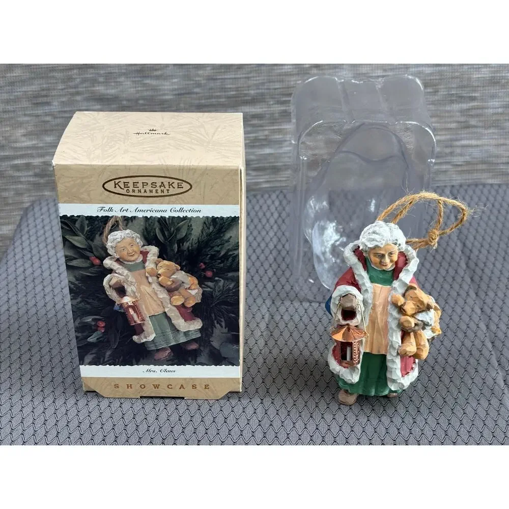 Mrs Santa Claus 1996 Hallmark Keepsake Ornament Folk Art Americana Collection
